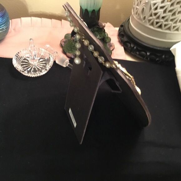 Silvertone Chains with White Beads and Faux Pearls Necklace - Picture 5 of 7